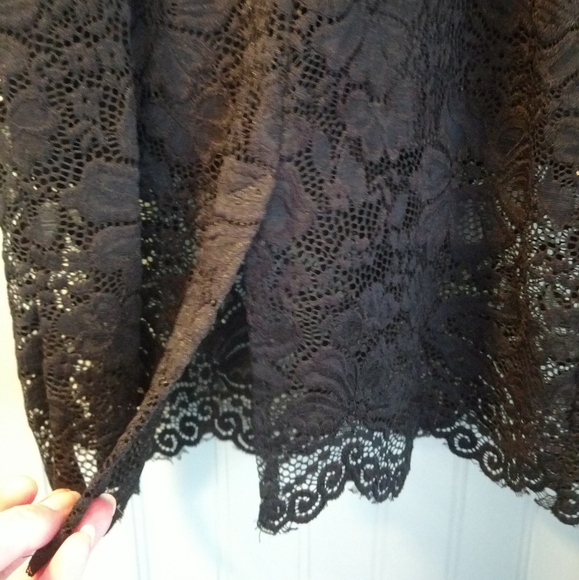 Lulu's black lace bodycon dress - Picture 10 of 12